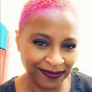 Meet your Posher, Crissandra